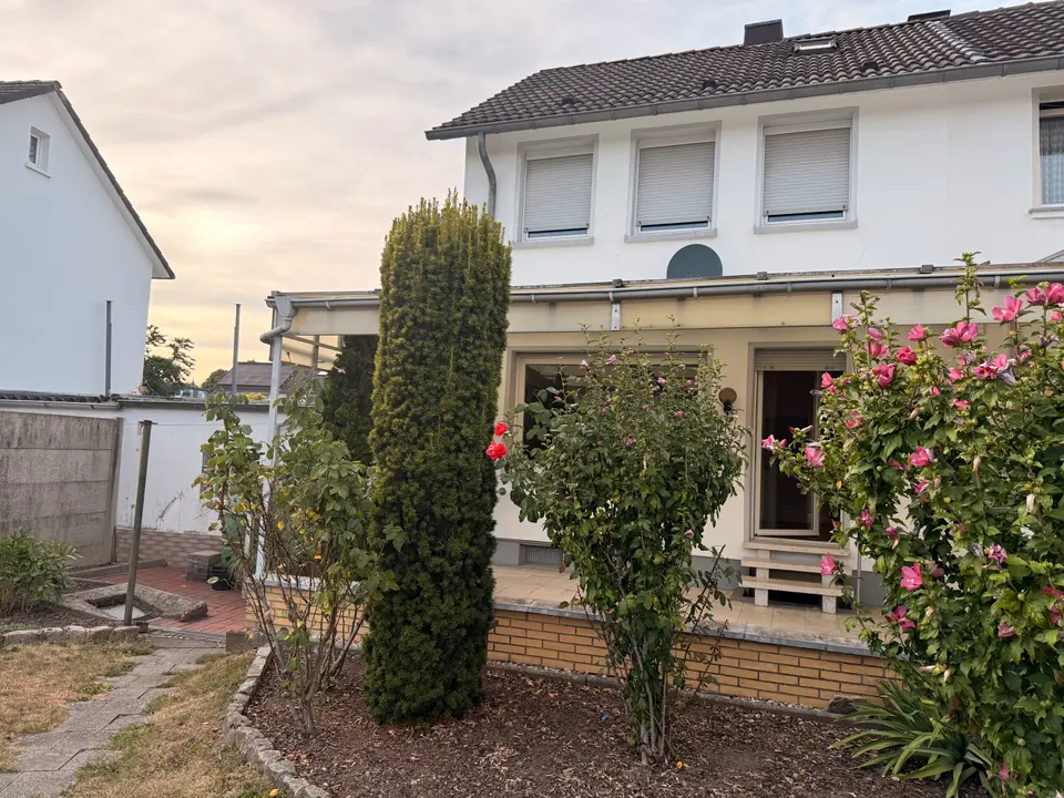 4 Zimmer Haus mit 64 m² in Düren – Bild 2