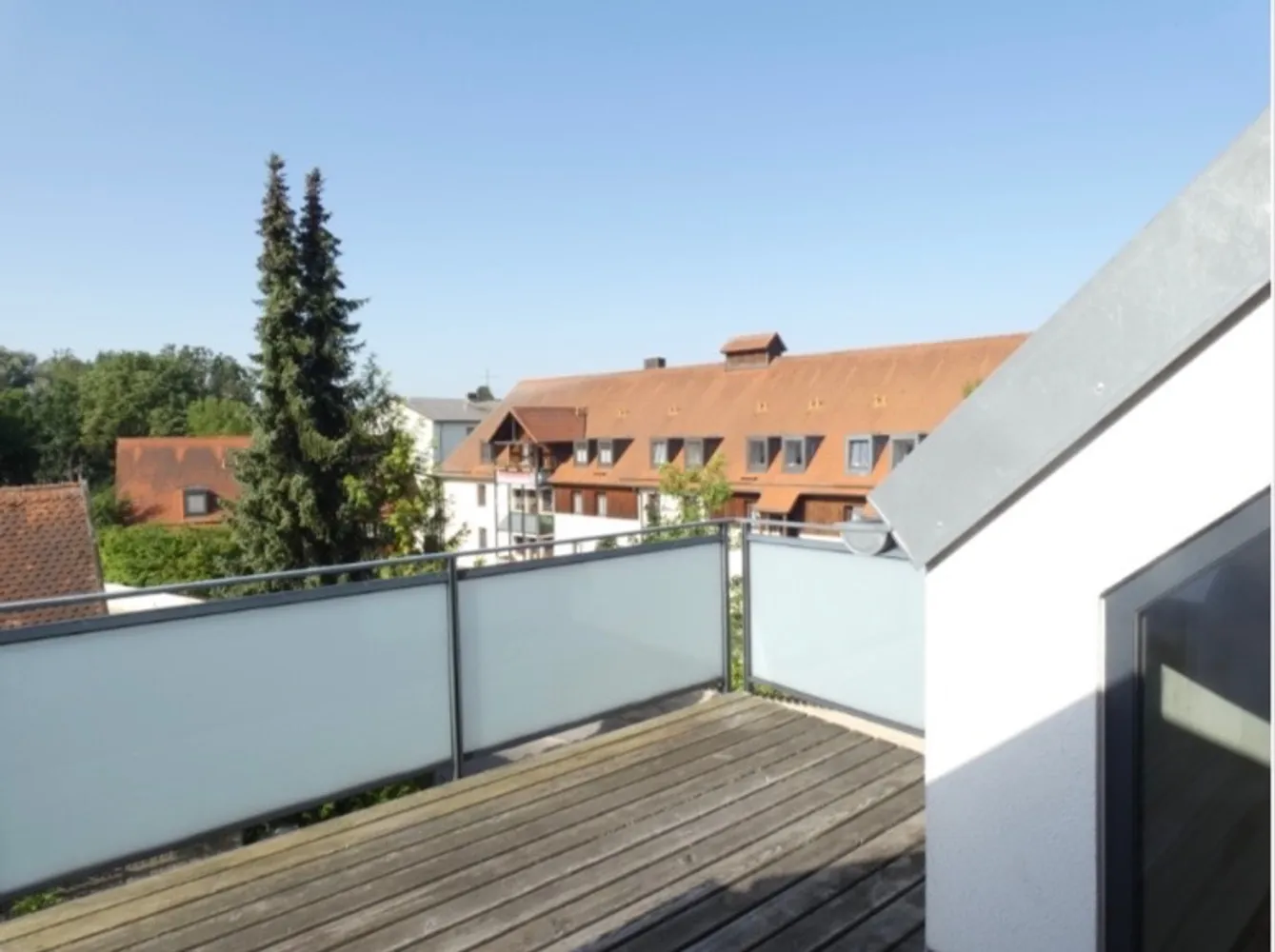 2 Zimmer Wohnung mit 77 m² in Regensburg – Bild 4