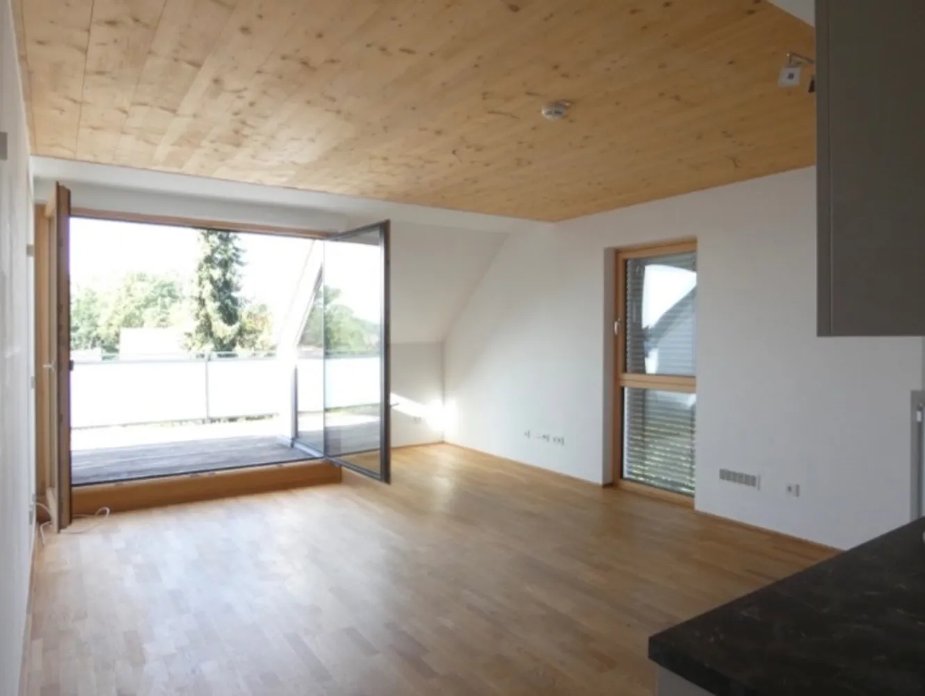 2 Zimmer Wohnung mit 77 m² in Regensburg – Bild 5