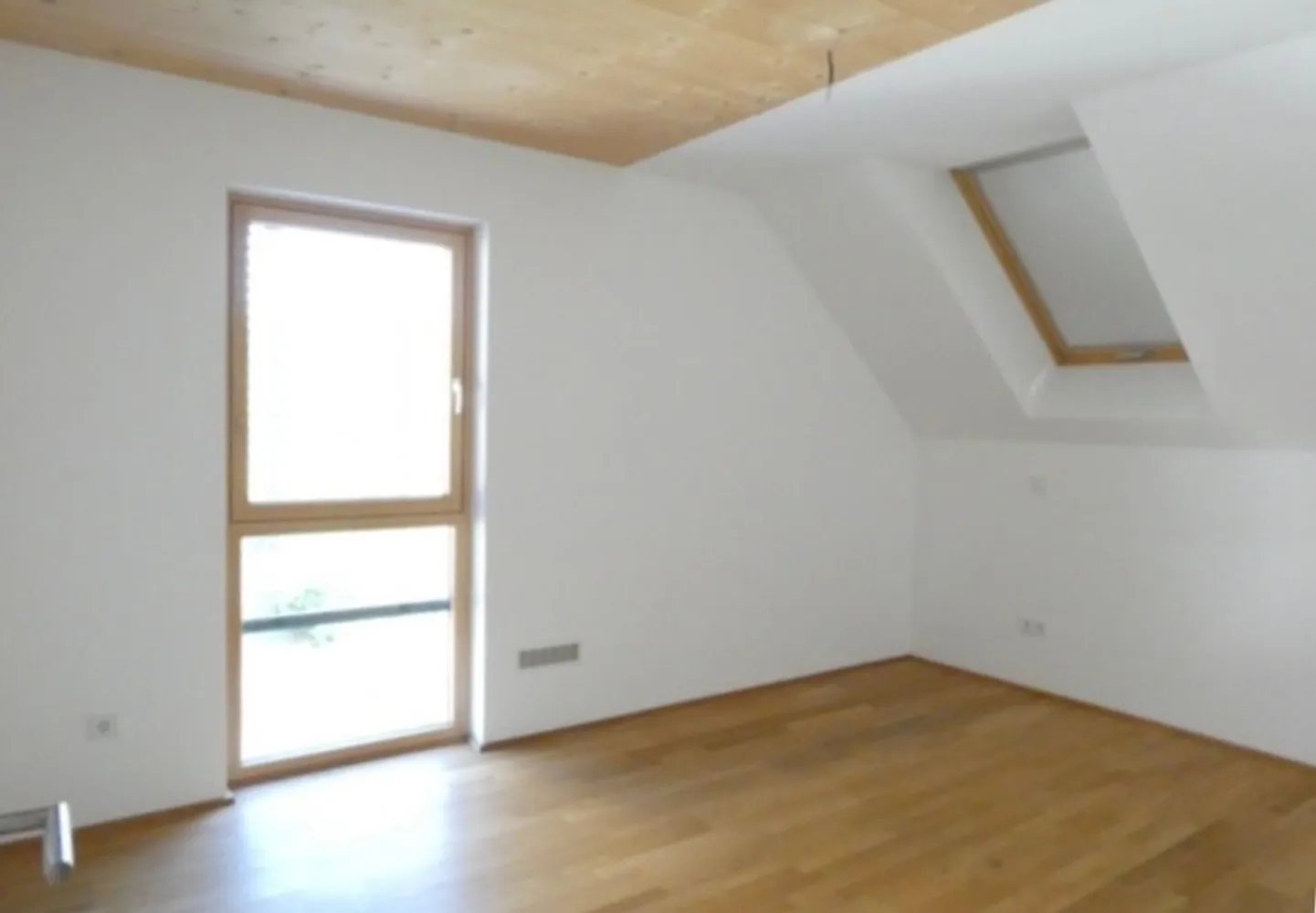 2 Zimmer Wohnung mit 77 m² in Regensburg – Bild 7