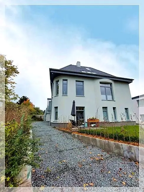 2 Zimmer Wohnung mit 92 m² in Kiel – Bild 3