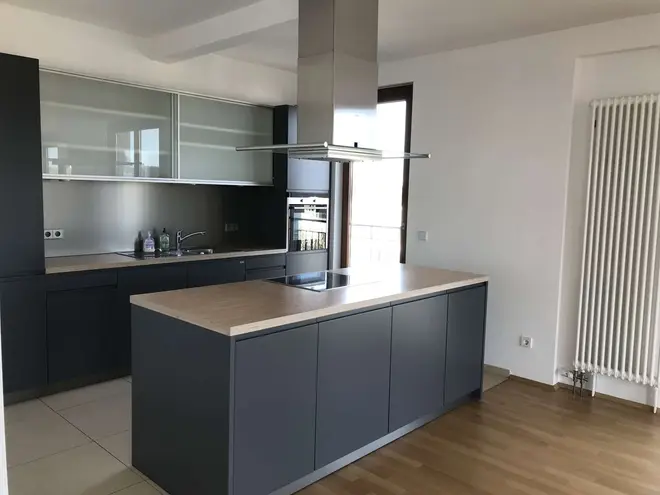 4 Zimmer Wohnung mit 151 m² in Frankfurt am Main – Bild 7