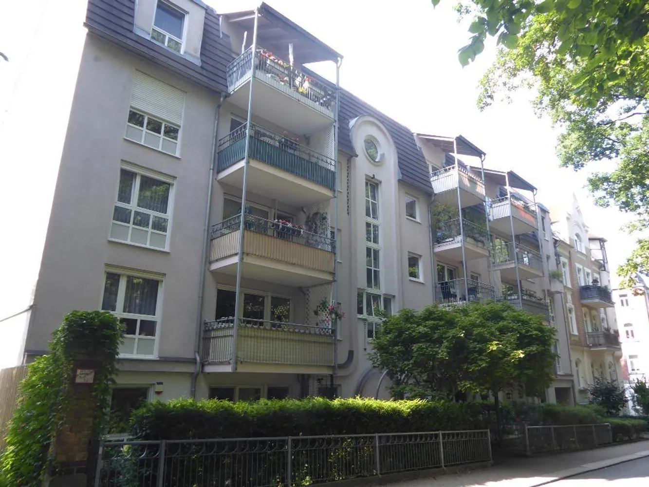 2 Zimmer Wohnung mit 63 m² in Plauen – Bild 1