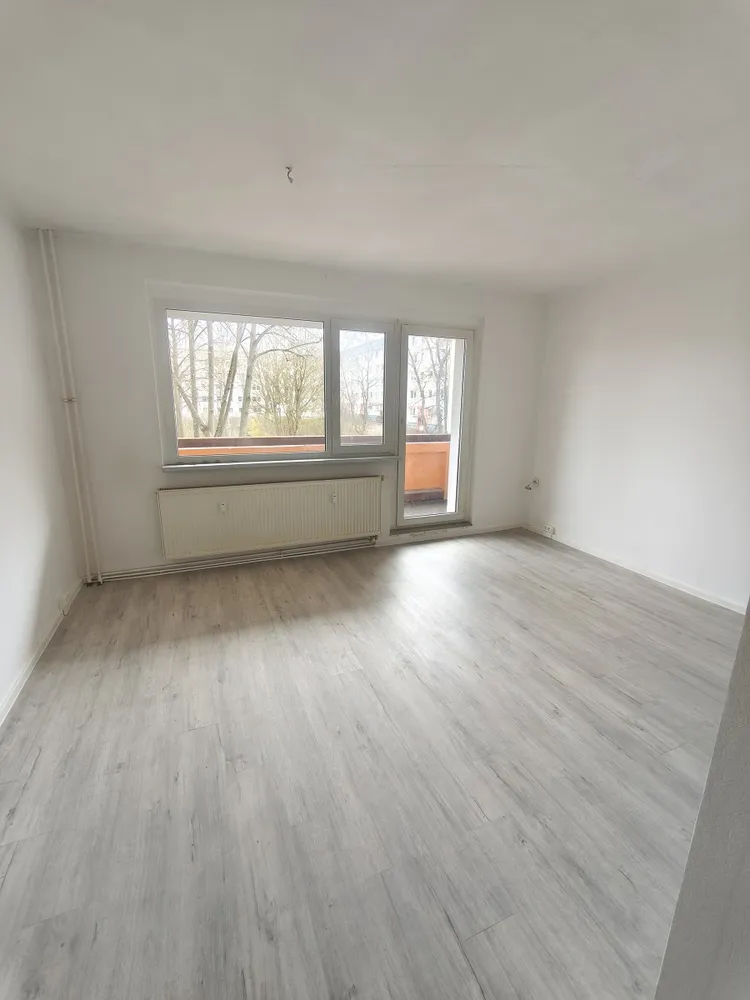 4 Zimmer Wohnung mit 76 m² in Neubrandenburg – Bild 3