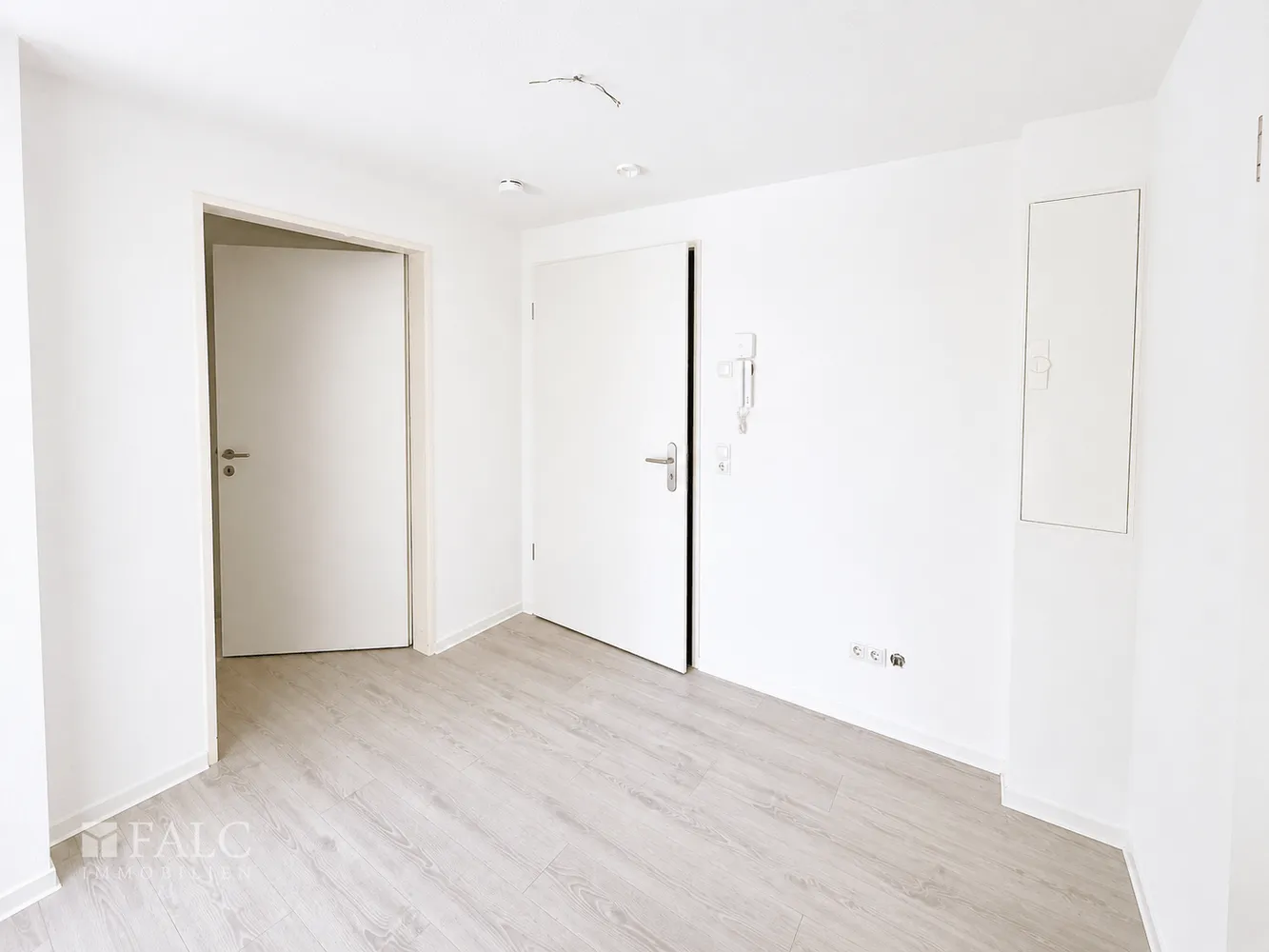 2 Zimmer Wohnung mit 65 m² in Bremerhaven – Bild 6
