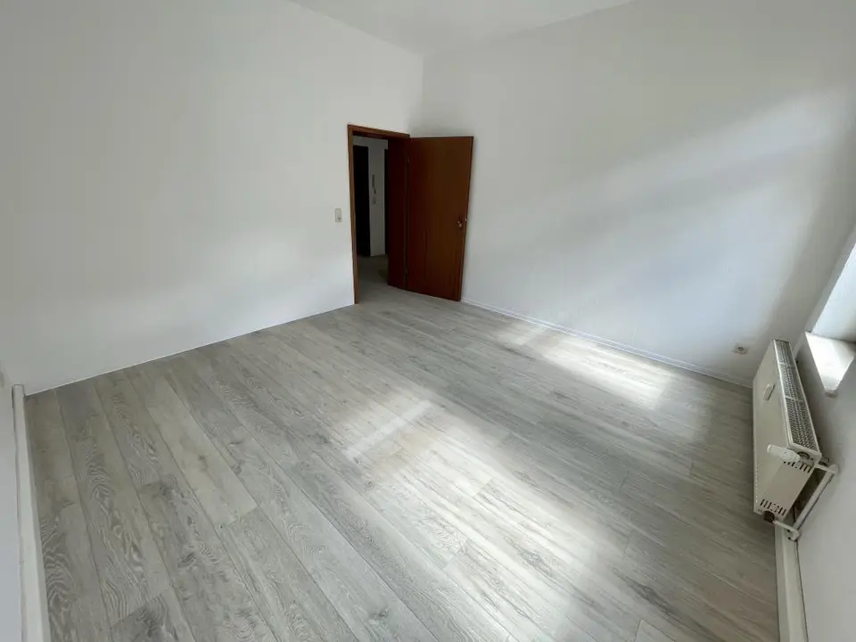 2 Zimmer Wohnung mit 65 m² in Gera – Bild 3