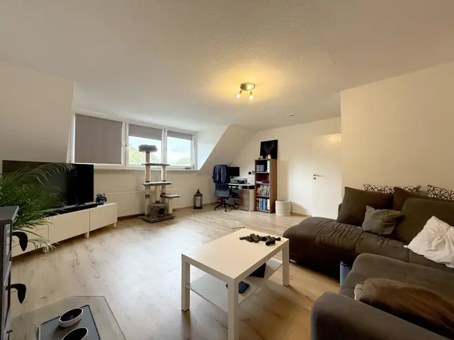 2 Zimmer Wohnung mit 73 m² in Oberhausen – Bild 2