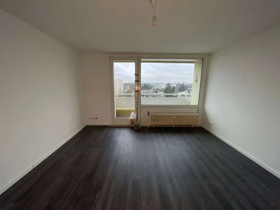 3 Zimmer Wohnung mit 13 m² in Offenbach – Bild 1