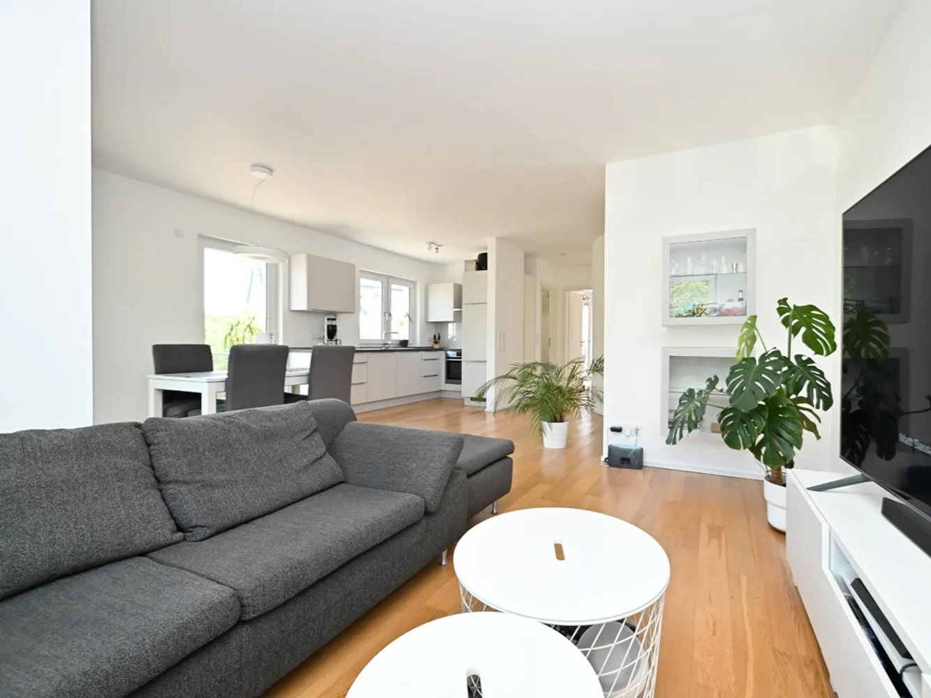 2 Zimmer Wohnung mit 70 m² in Siegen – Bild 2