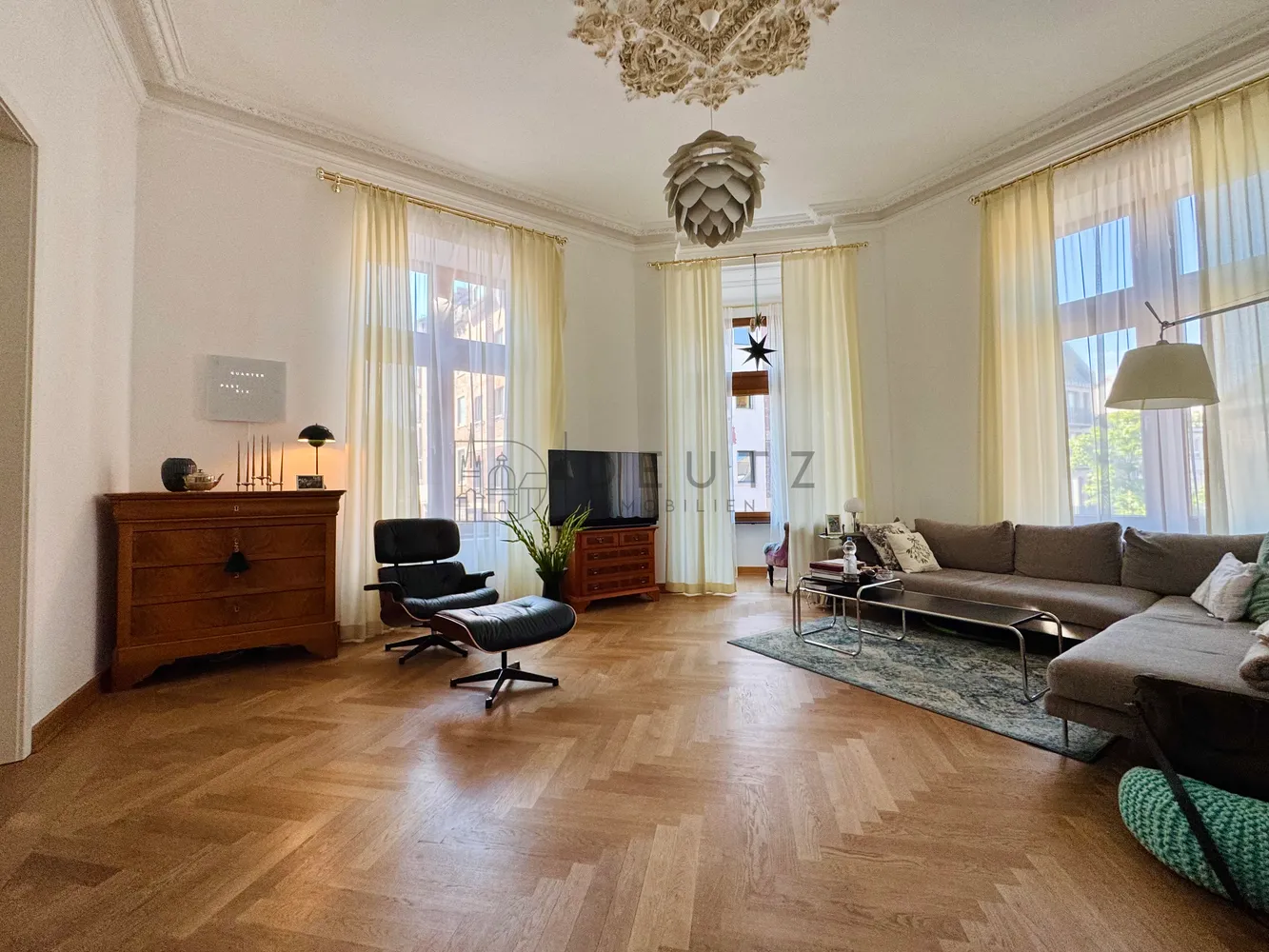 2 Zimmer Wohnung mit 110 m² in Aachen – Bild 2