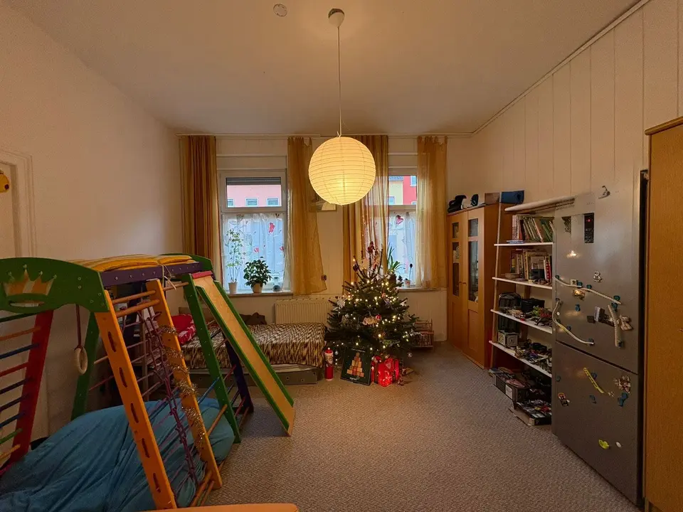 4 Zimmer Wohnung mit 100 m² in Dessau-Roßlau – Bild 2