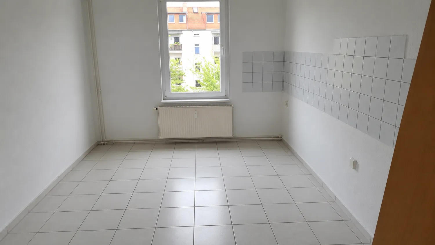 2 Zimmer Wohnung mit 56 m² in Dessau-Roßlau – Bild 2
