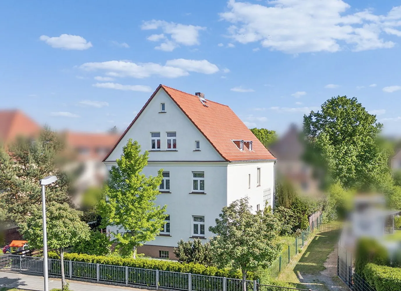 4 Zimmer Wohnung mit 129 m² in Cottbus – Bild 1