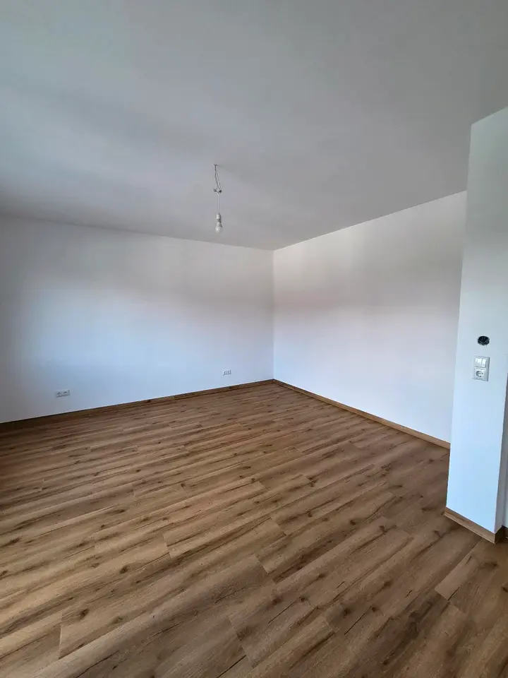 4 Zimmer Wohnung mit 100 m² in Würzburg – Bild 1