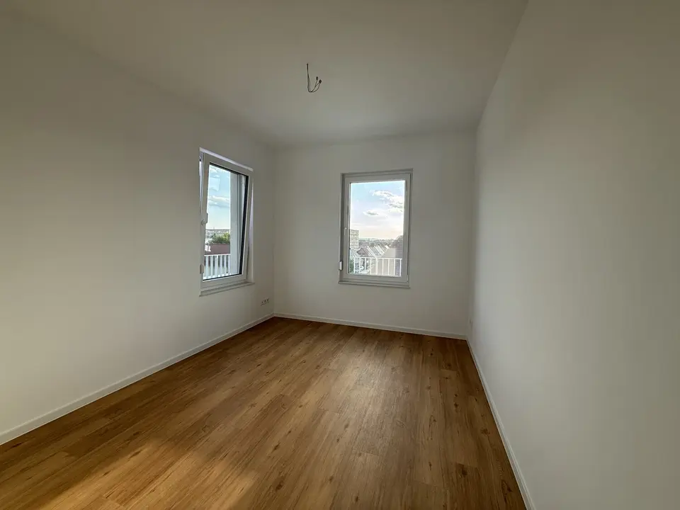 3 Zimmer Wohnung mit 90 m² in Neubrandenburg – Bild 2