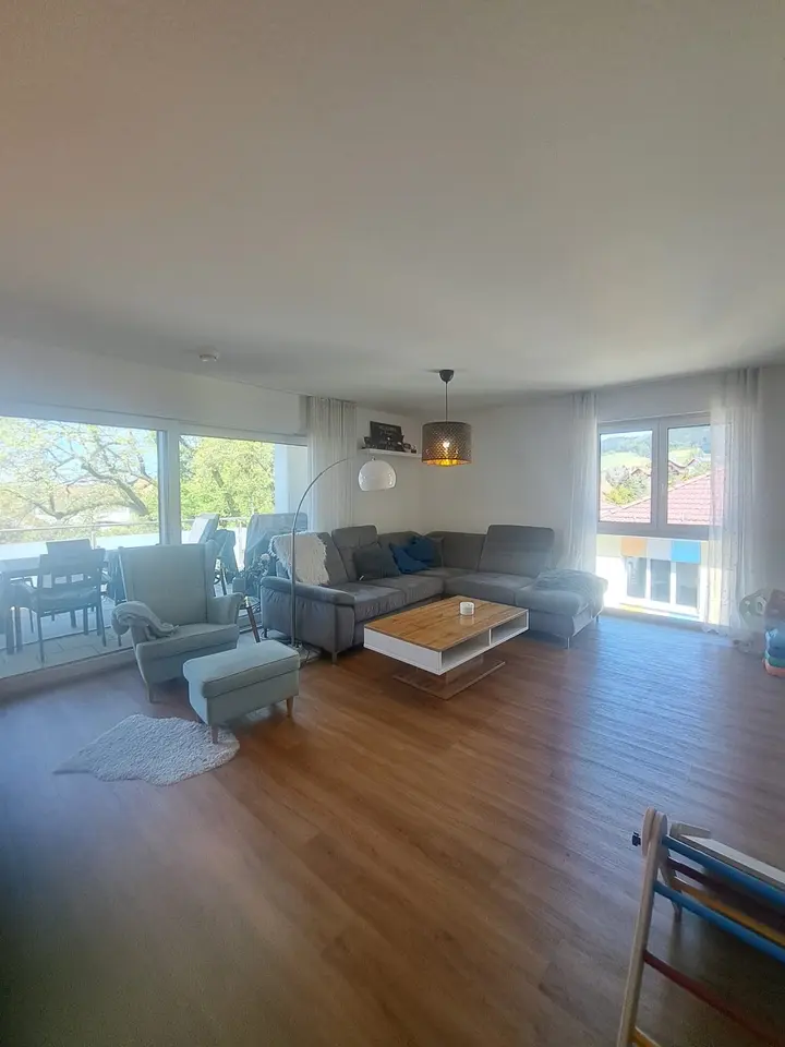 5 Zimmer Wohnung mit 143 m² in Offenburg – Bild 1