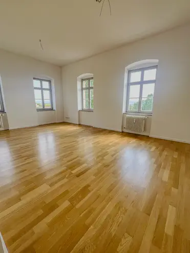 6 Zimmer Wohnung mit 204 m² in Dresden – Bild 11
