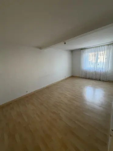 3 Zimmer Wohnung mit 84 m² in Karlsruhe – Bild 2