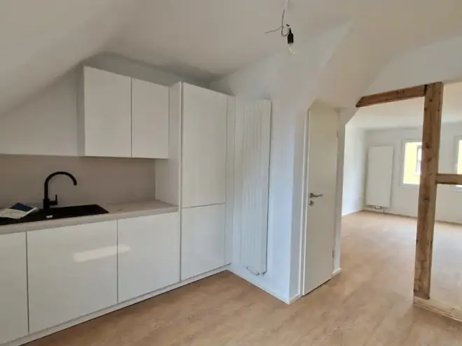 4 Zimmer Wohnung mit 80 m² in Stuttgart – Bild 3