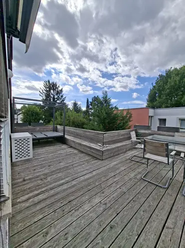 3 Zimmer Wohnung mit 155 m² in Frankfurt am Main – Bild 2