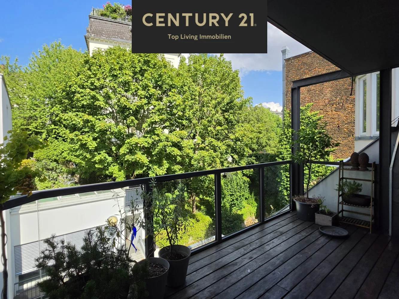 5 Zimmer Wohnung mit 146 m² in Wiesbaden – Bild 1