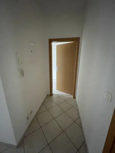 2 Zimmer Wohnung mit 55 m² in Halle (Saale) – Bild 4