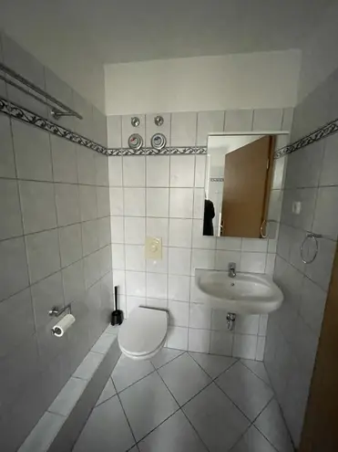 2 Zimmer Wohnung mit 55 m² in Halle (Saale) – Bild 6