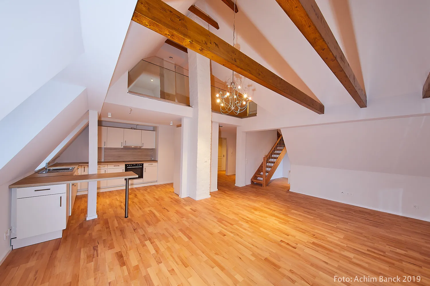 3 Zimmer Wohnung mit 134 m² in Neumünster – Bild 2