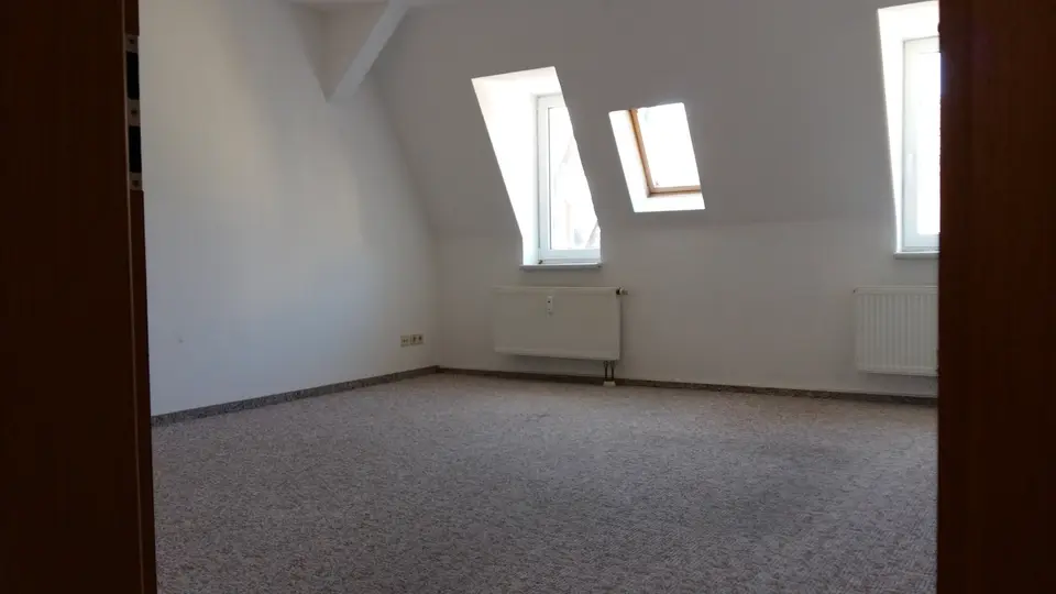 2 Zimmer Wohnung mit 58 m² in Plauen – Bild 2