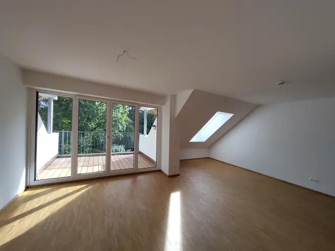 2 Zimmer Wohnung mit 87 m² in München – Bild 1
