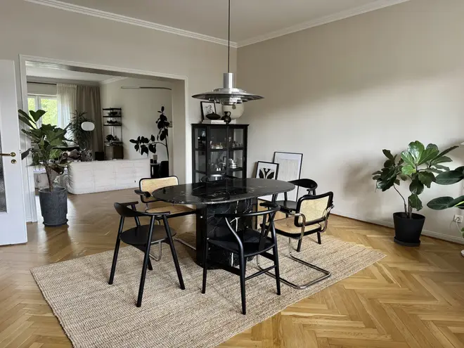 4 Zimmer Wohnung mit 165 m² in Düsseldorf – Bild 1