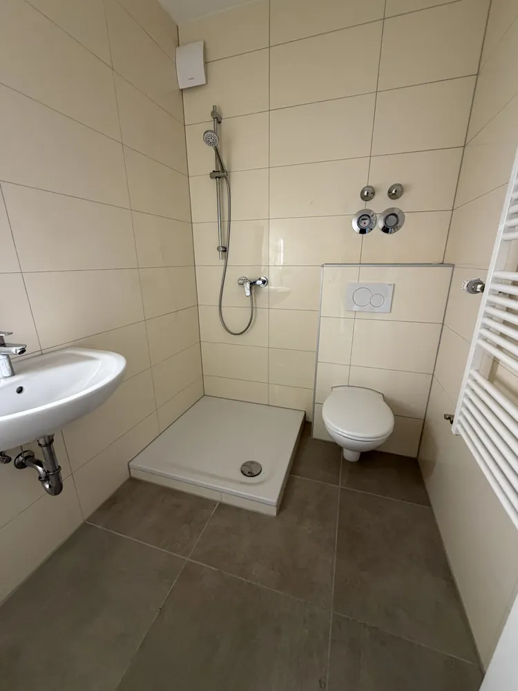 2 Zimmer Wohnung mit 38 m² in Leverkusen – Bild 1