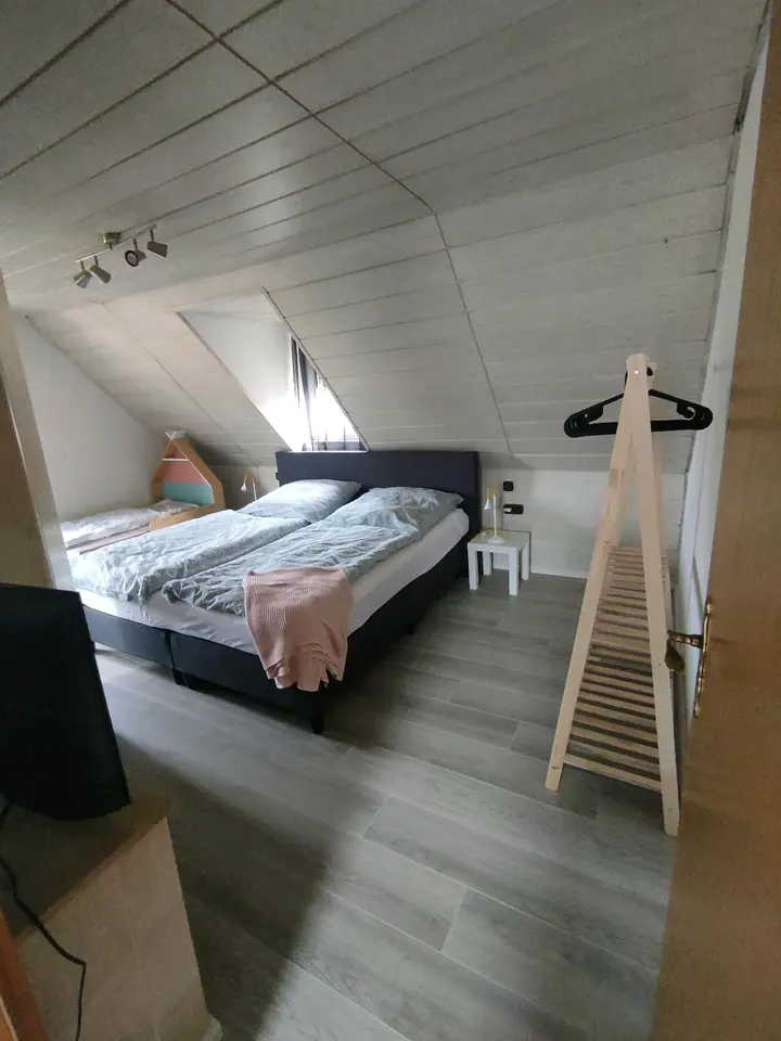 WG-Zimmer mit 122 m² in Neu-Ulm – Bild 2