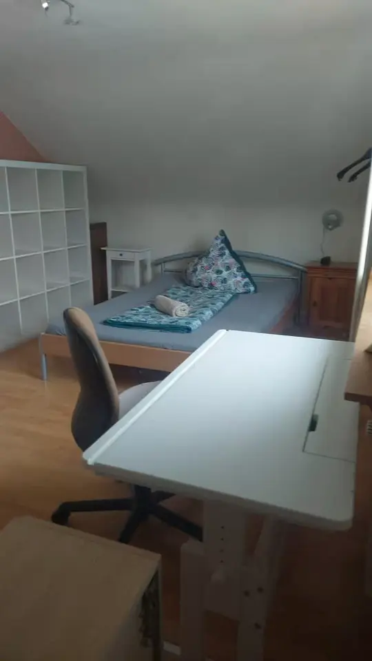 WG-Zimmer mit 24 m² in Stuttgart – Bild 2