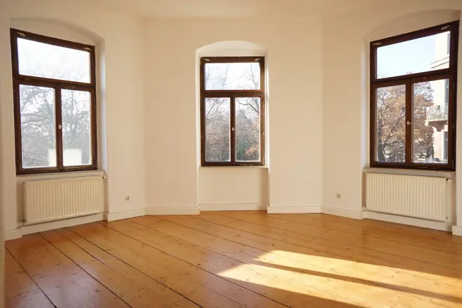 2 Zimmer Wohnung mit 69 m² in Dresden – Bild 2