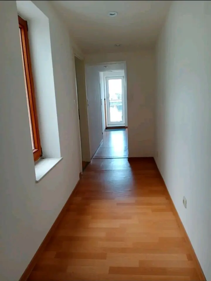 2 Zimmer Wohnung mit 70 m² in Bremerhaven – Bild 3
