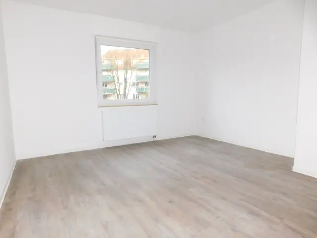 2 Zimmer Wohnung mit 64 m² in Krefeld – Bild 2
