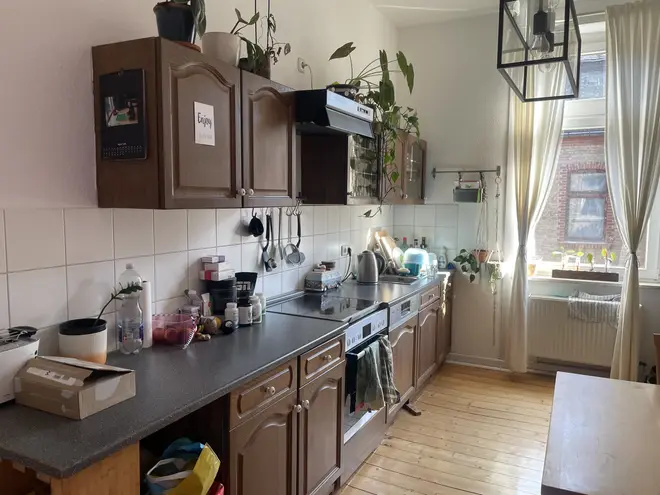 2 Zimmer Wohnung mit 70 m² in Wiesbaden – Bild 2