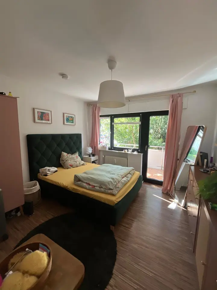 WG-Zimmer mit 103 m² in Stuttgart – Bild 1