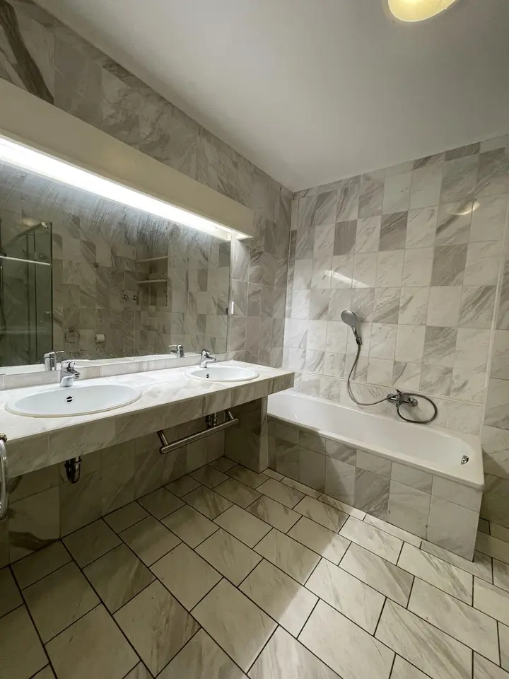 5 Zimmer Haus mit 149 m² in Wiesbaden – Bild 7