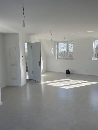 2 Zimmer Wohnung mit 76 m² in Düsseldorf – Bild 1