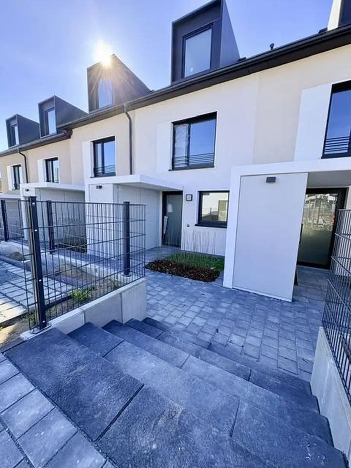5 Zimmer Haus mit 145 m² in Nürnberg – Bild 1