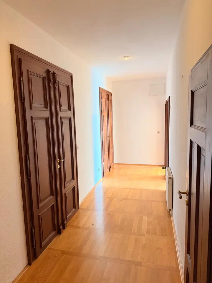 4 Zimmer Wohnung mit 120 m² in Plauen – Bild 5