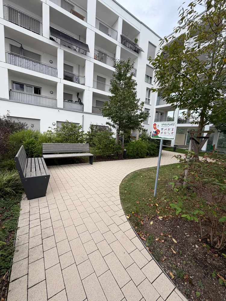 3 Zimmer Wohnung mit 75 m² in Regensburg – Bild 2