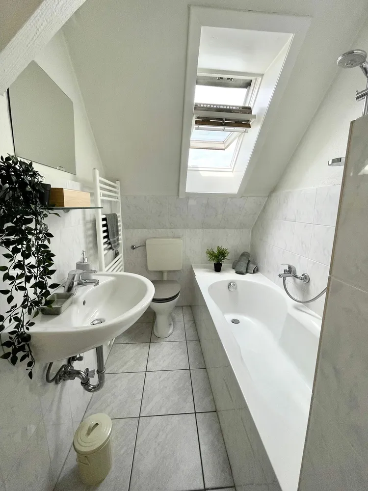 2 Zimmer Wohnung mit 52 m² in Hannover – Bild 1