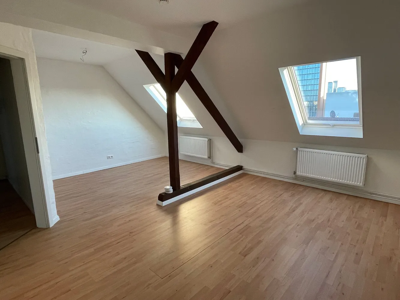 2 Zimmer Wohnung mit 52 m² in Hannover – Bild 2