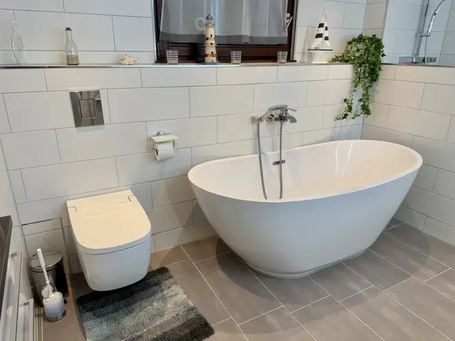 5 Zimmer Wohnung mit 120 m² in Berlin – Bild 2