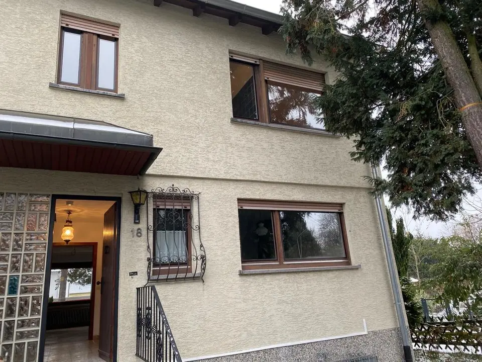5 Zimmer Haus mit 153 m² in Frankfurt am Main – Bild 3