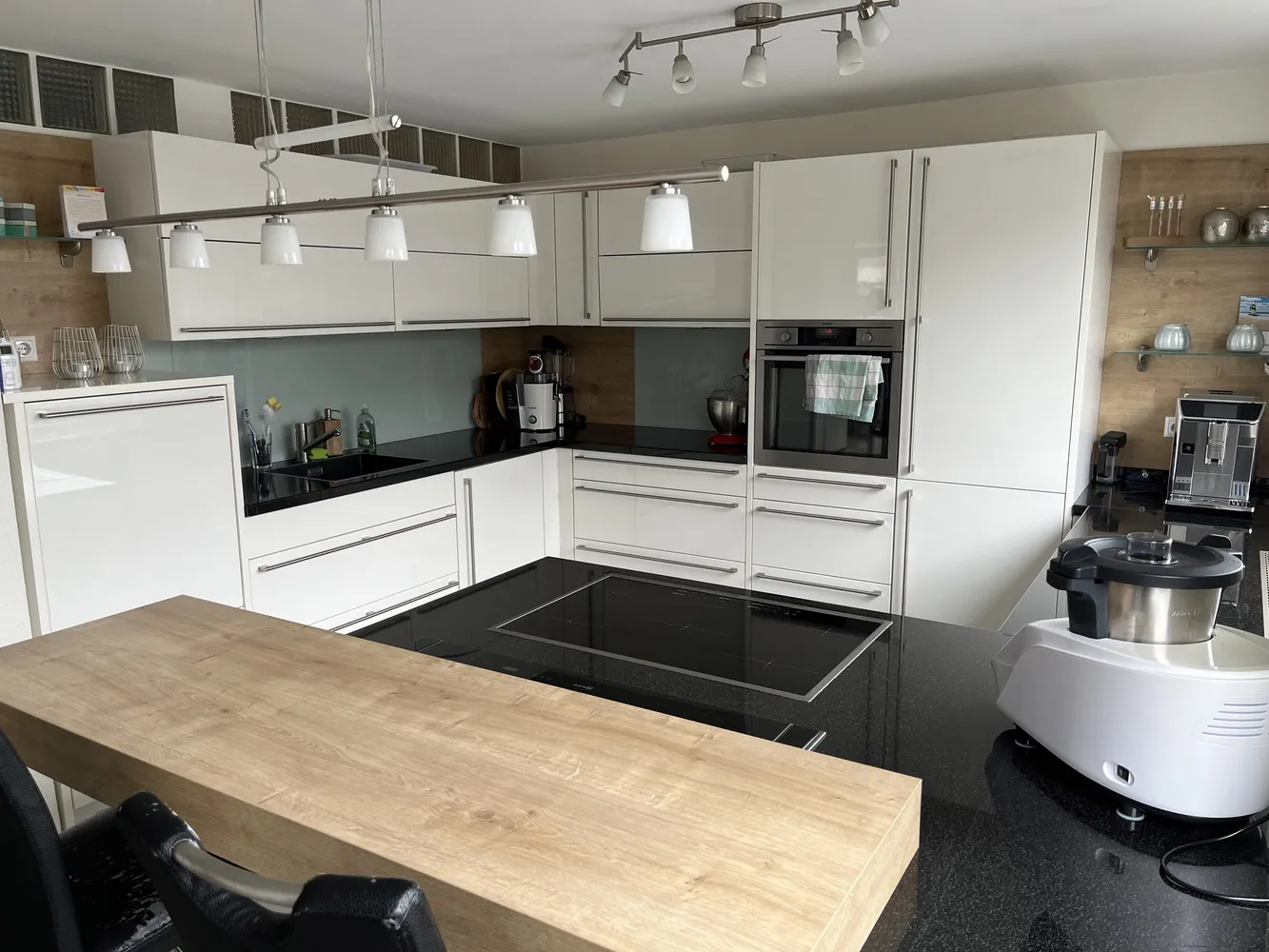 6 Zimmer Wohnung mit 216 m² in Siegen – Bild 8