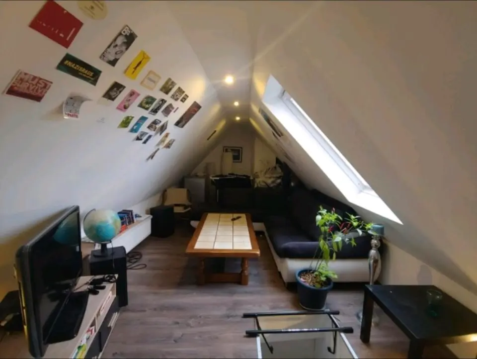 WG-Zimmer mit 11 m² in Esslingen am Neckar – Bild 1
